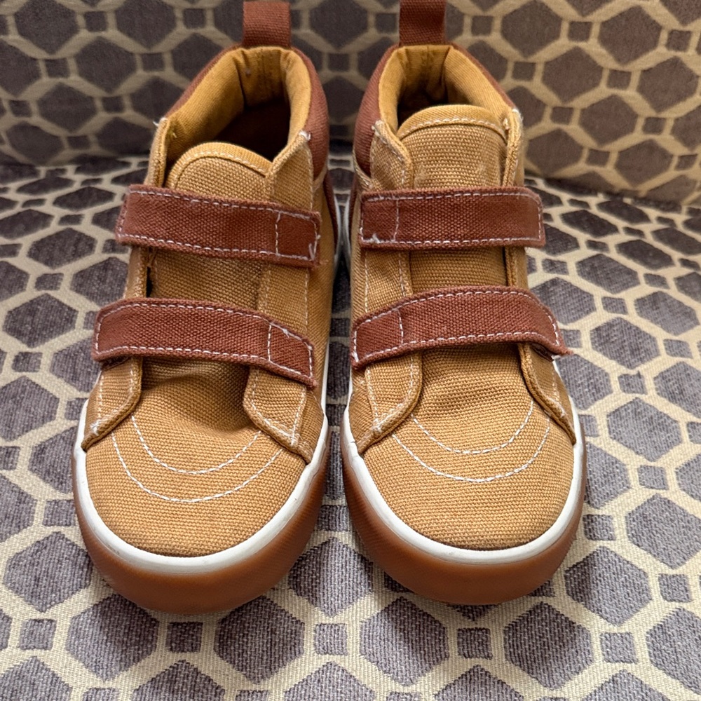 Old Navy Tan Canvas Sneakers with Brown Straps